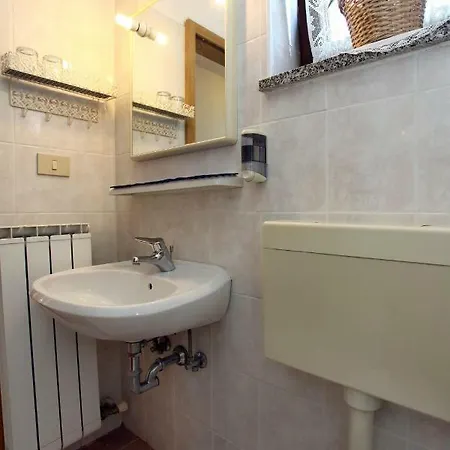 Guest house M&m 2*
